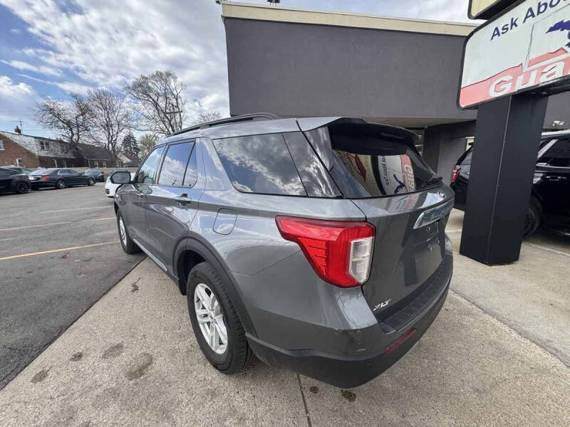 2024 Ford Explorer XLT
