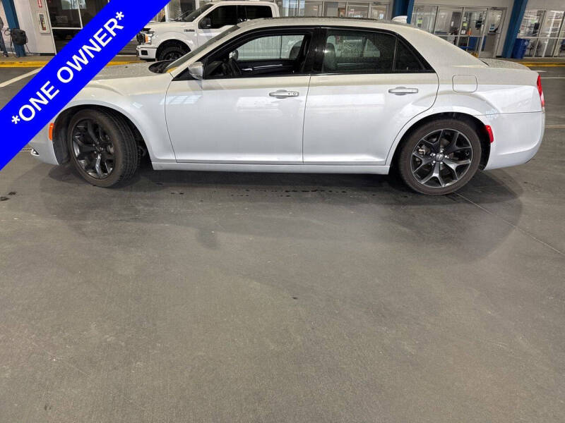 2023 Chrysler 300 S V6