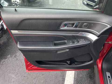 2018 Ford Explorer Sport