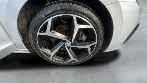 2020 Volkswagen Passat R-Line