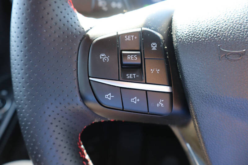 2025 Ford Escape Hybrid ST-Line Select