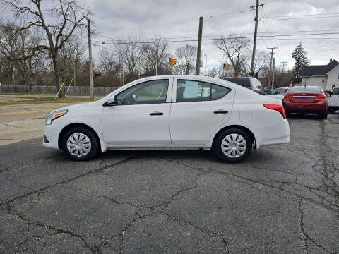 2017 Nissan Versa 1.6 S Plus