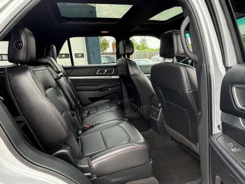 2017 Ford Explorer Sport