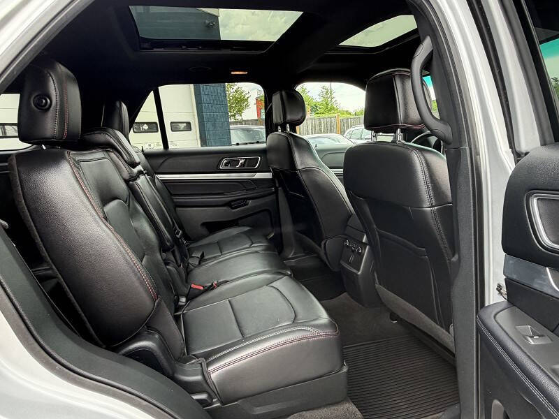 2017 Ford Explorer Sport