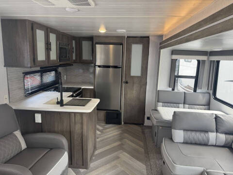 2022 Forest River Salem Midwest 27RK