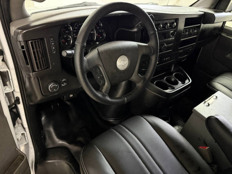 2018 Chevrolet Express 2500