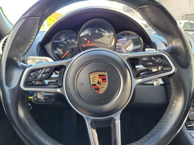 2021 Porsche 718 Boxster T