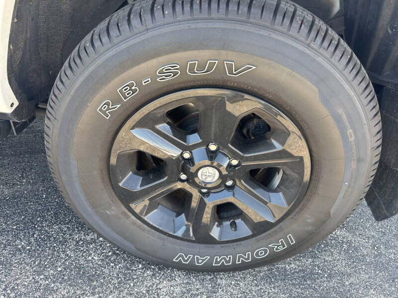 2024 Toyota 4Runner SR5