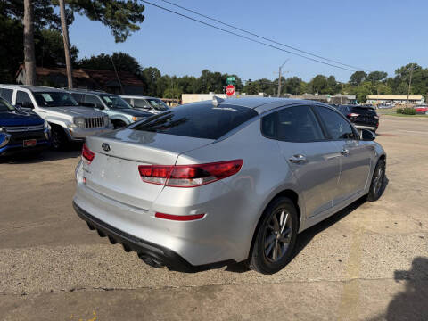 2020 Kia Optima LX