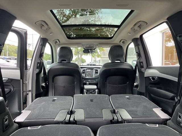 2025 Volvo XC90 B5 Core Bright Theme