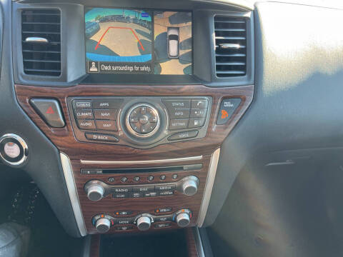 2020 Nissan Pathfinder Platinum