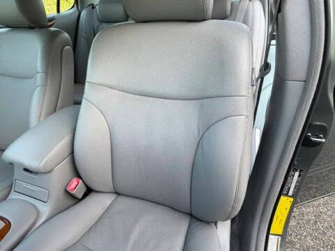 2005 Lexus ES 330