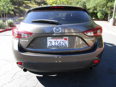 2015 Mazda MAZDA3 i Touring