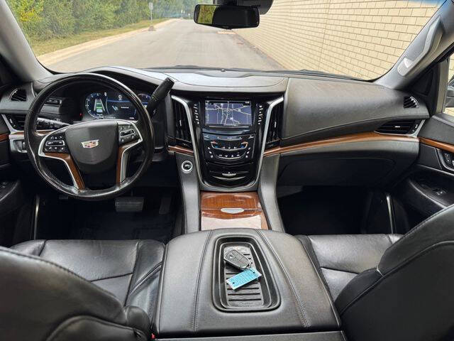 2020 Cadillac Escalade ESV Luxury