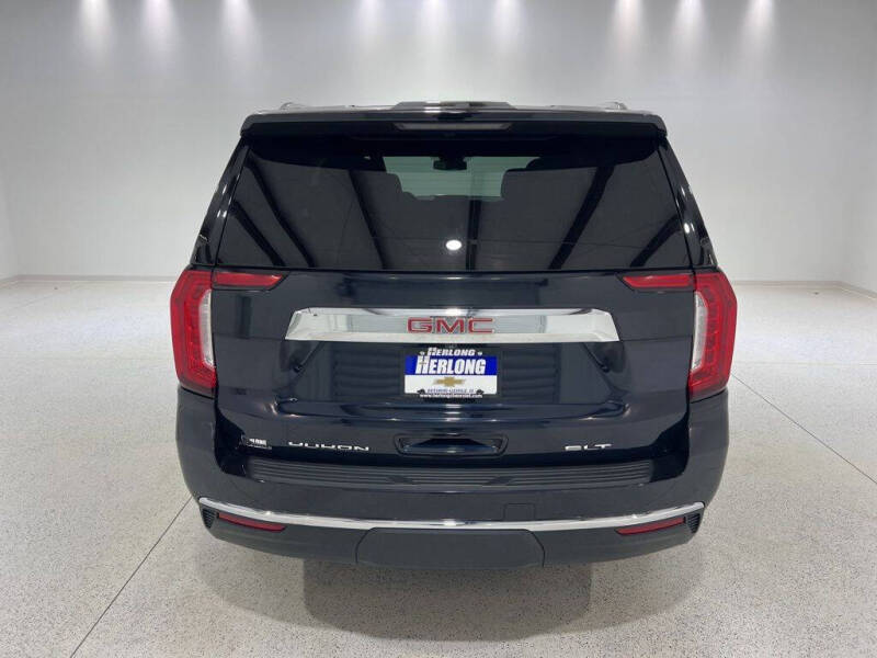 2024 GMC Yukon SLT