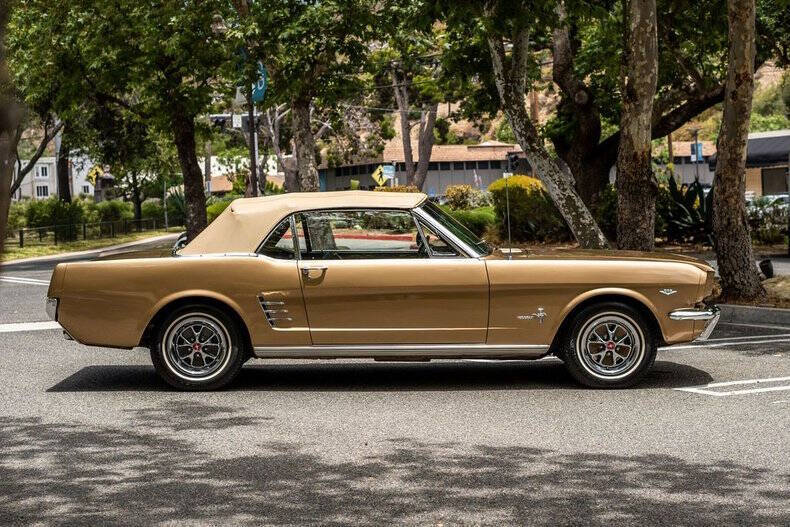 1966 Ford Mustang