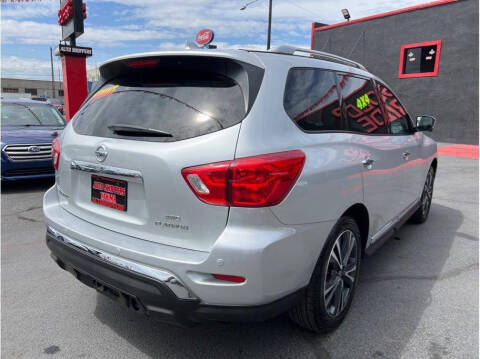 2020 Nissan Pathfinder Platinum