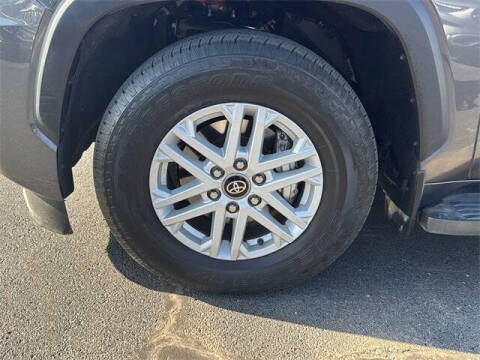 2025 Toyota Sequoia SR5