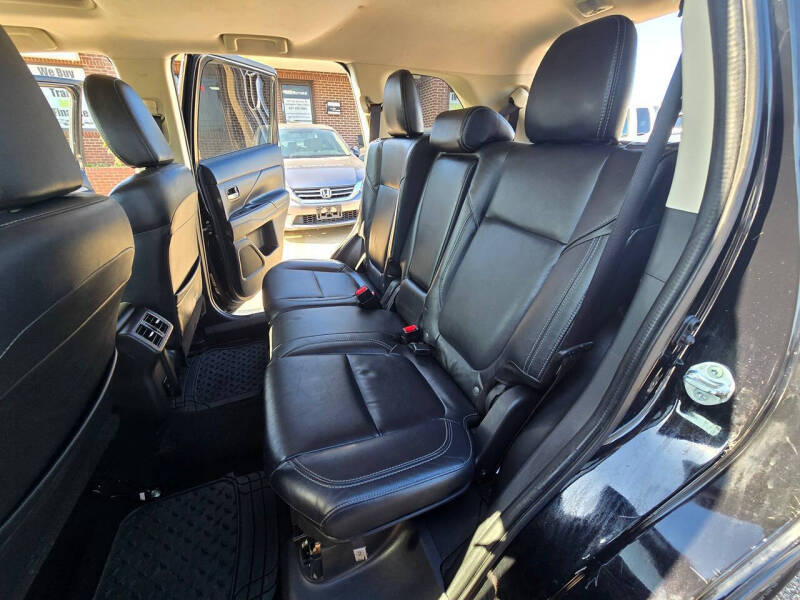 2020 Mitsubishi Outlander SEL