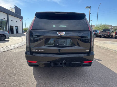 2023 Cadillac Escalade ESV Sport