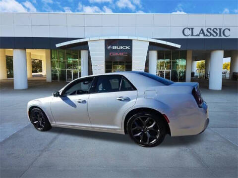 2023 Chrysler 300 S V6