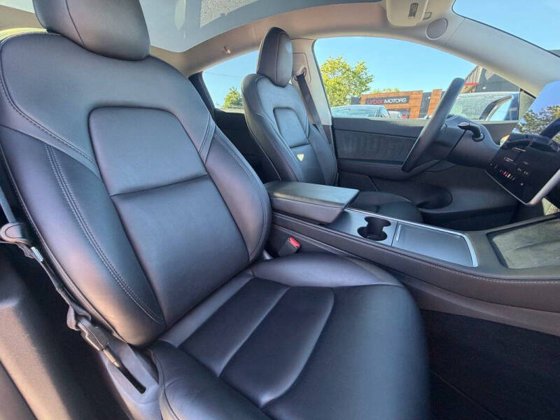 2022 Tesla Model Y Long Range
