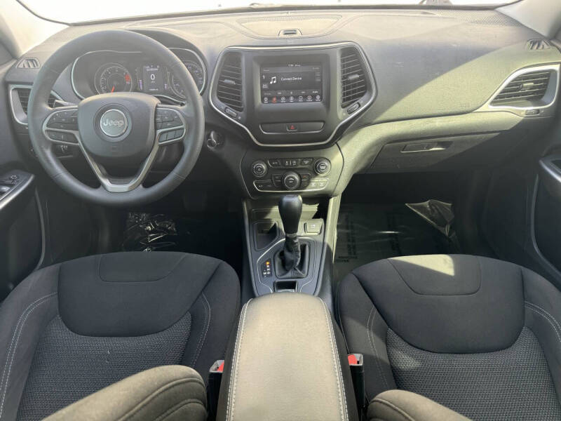 2019 Jeep Cherokee Latitude