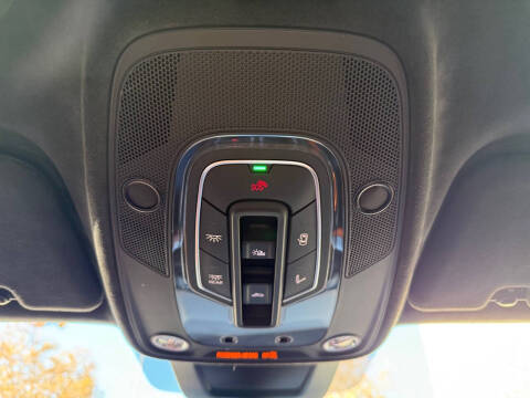 2023 Lamborghini Urus S