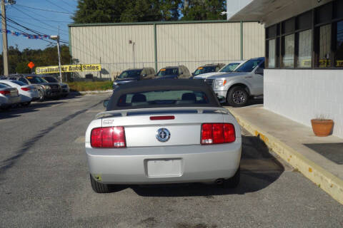 2005 Ford Mustang V6 Deluxe