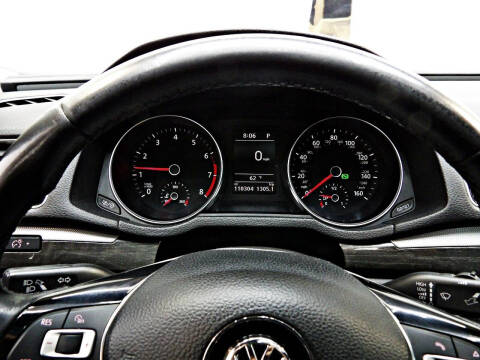 2017 Volkswagen Passat 1.8T SE