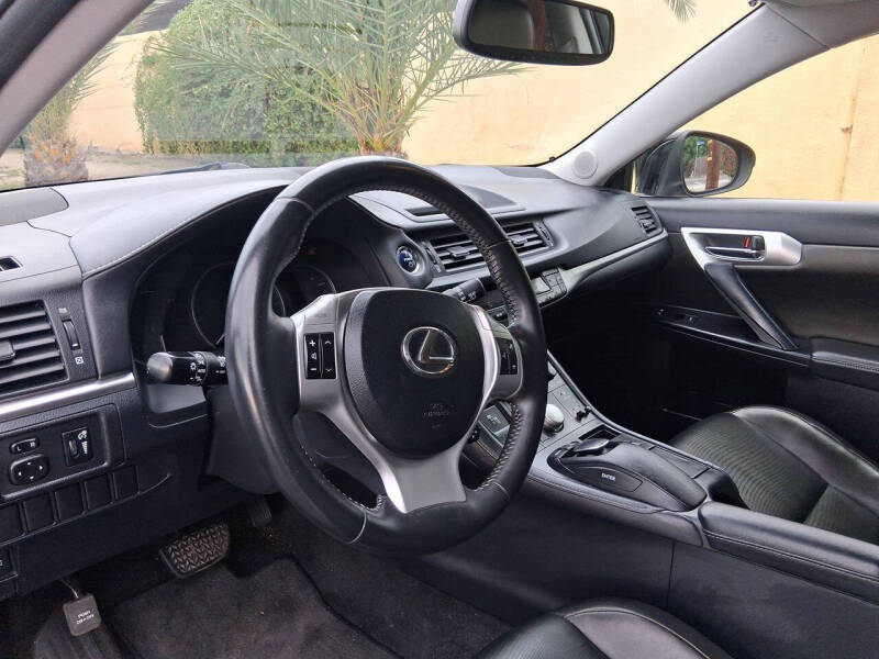 2013 Lexus CT 200h