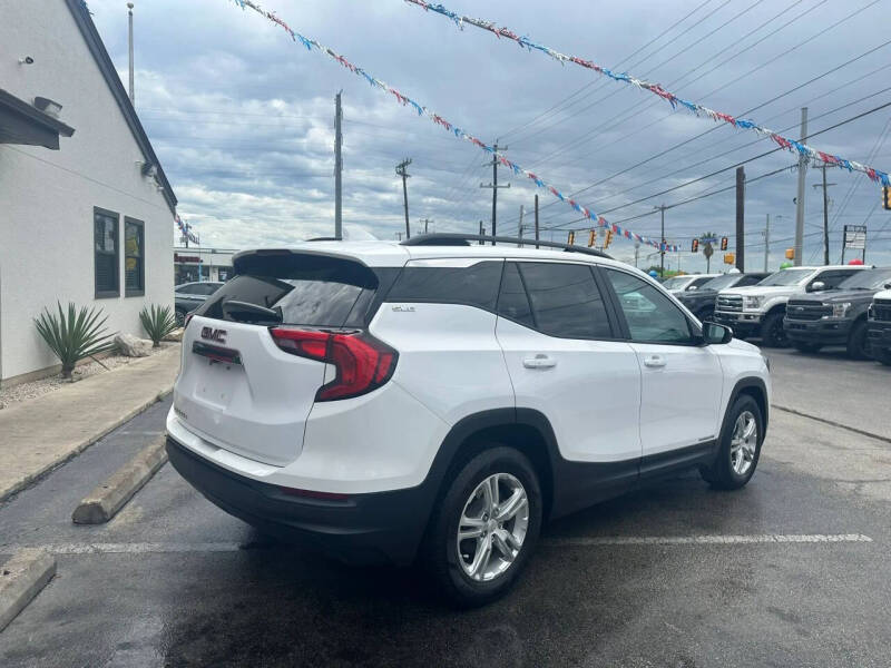 2021 GMC Terrain SLE