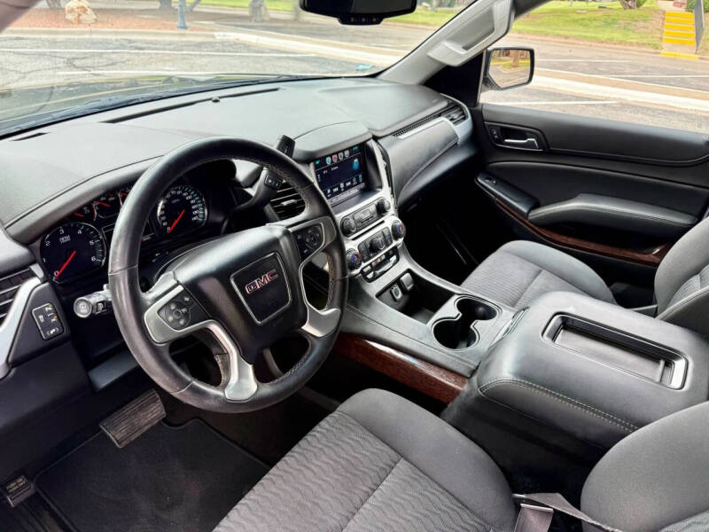 2017 GMC Yukon SLE