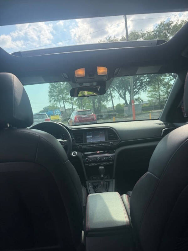 2020 Hyundai Elantra Sport