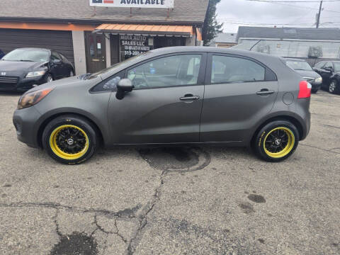 2012 Kia Rio 5-Door LX