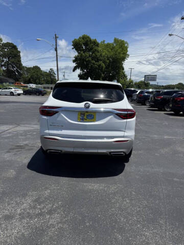 2020 Buick Enclave Essence