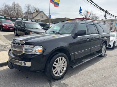 2012 Lincoln Navigator L for sale at Drive Deleon in Yonkers NY