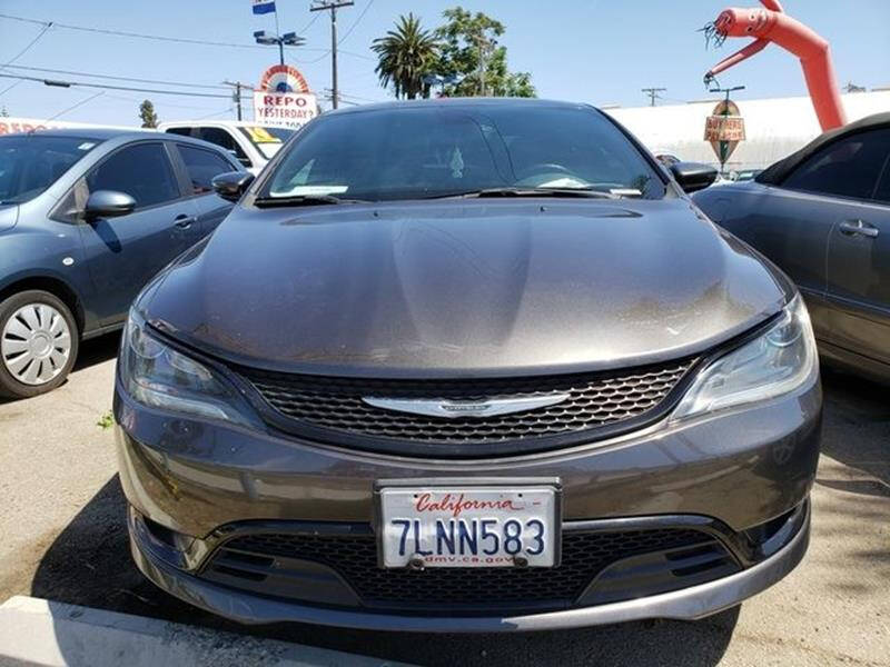 2015 Chrysler 200 S
