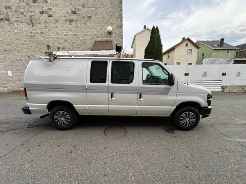 2010 Ford E-Series E-250