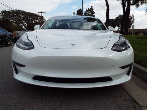 2020 Tesla Model 3 Standard Range Plus