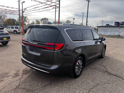 2021 Chrysler Pacifica Touring L