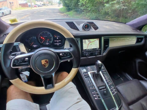 2016 Porsche Macan Turbo