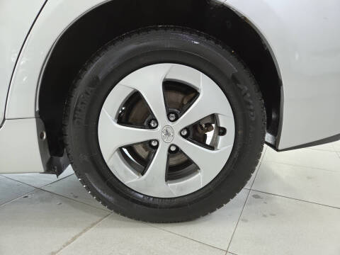 2013 Toyota Prius Four