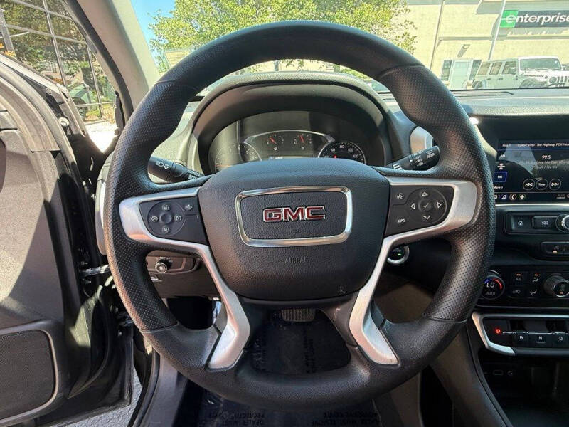 2024 GMC Terrain SLE