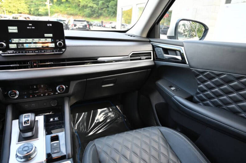 2023 Mitsubishi Outlander PHEV SEL