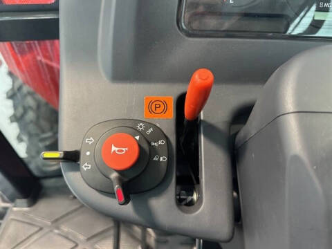 2025 Kioti DK4720CHSE