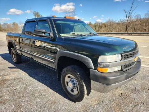 2001 Chevrolet Silverado 2500HD for sale at Mackeys Autobarn in Bedford PA
