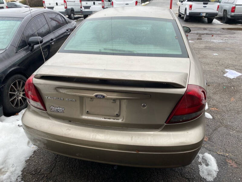 2004 Ford Taurus SES