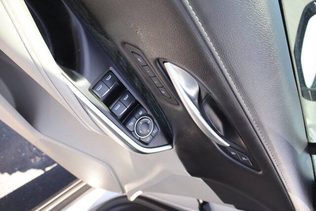 2022 Cadillac XT4 Premium Luxury