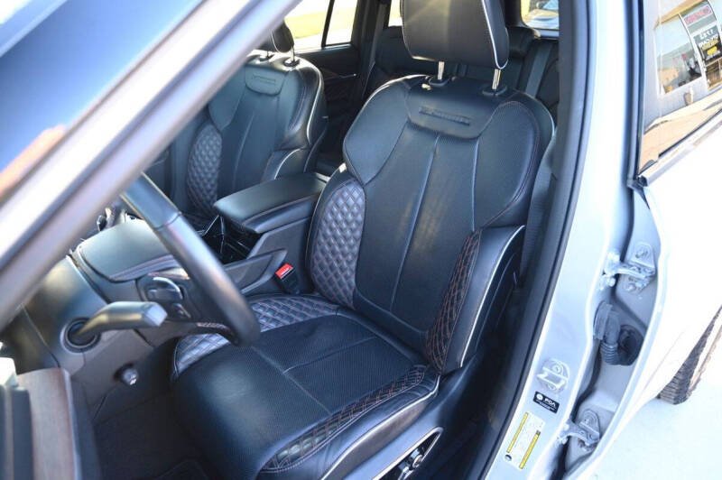 2022 Jeep Grand Cherokee Summit